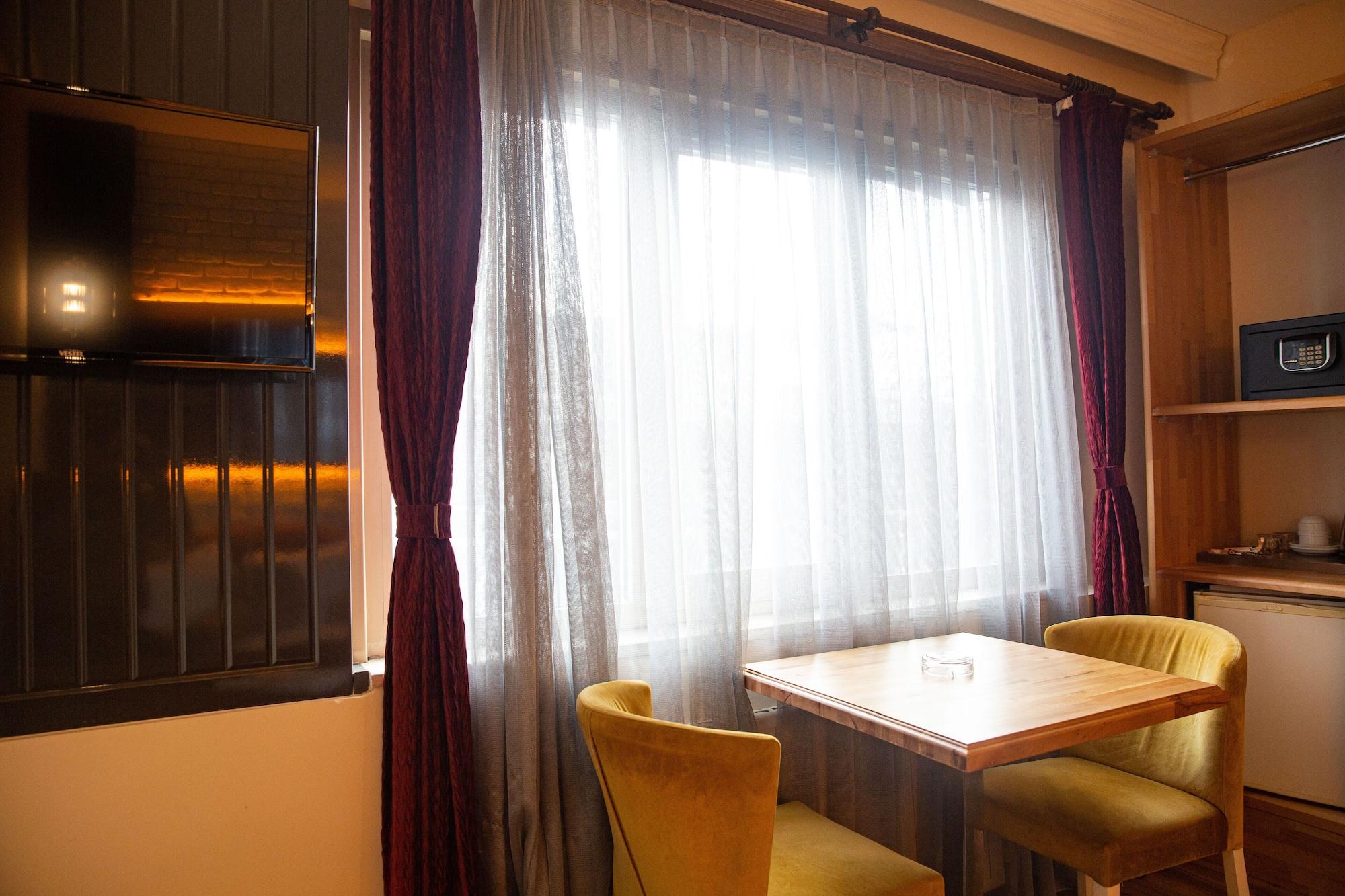Emirtimes Hotel Kadikoey Istanbul Bagian luar foto