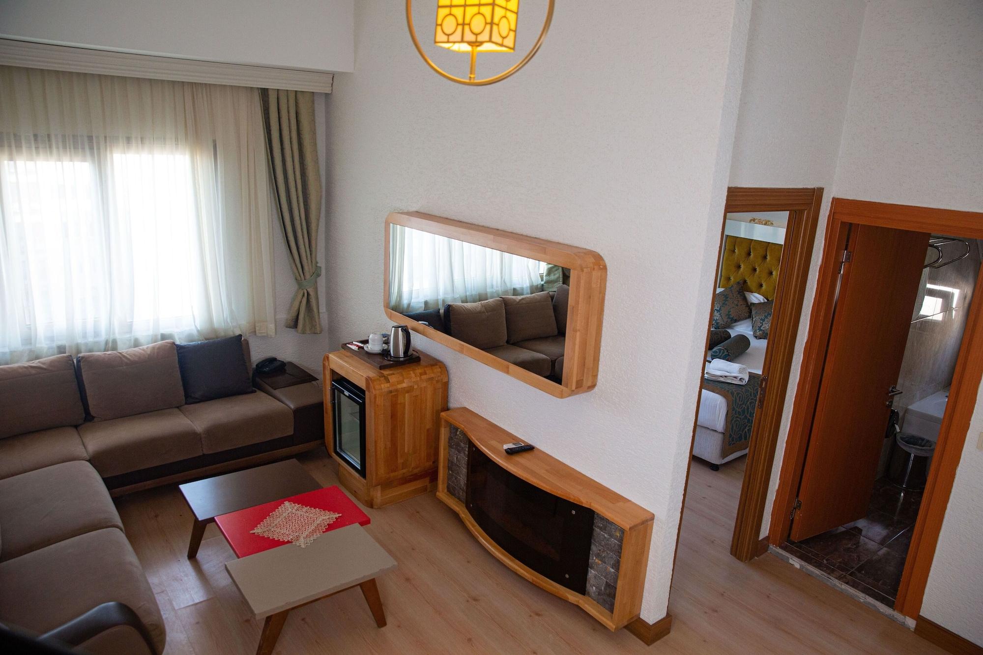Emirtimes Hotel Kadikoey Istanbul Bagian luar foto