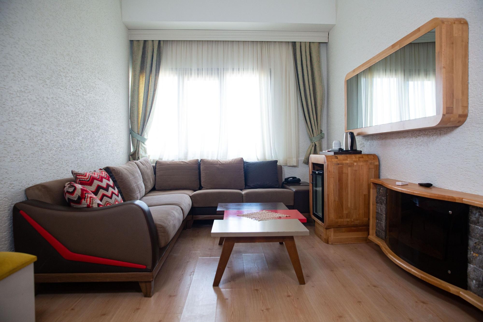 Emirtimes Hotel Kadikoey Istanbul Bagian luar foto