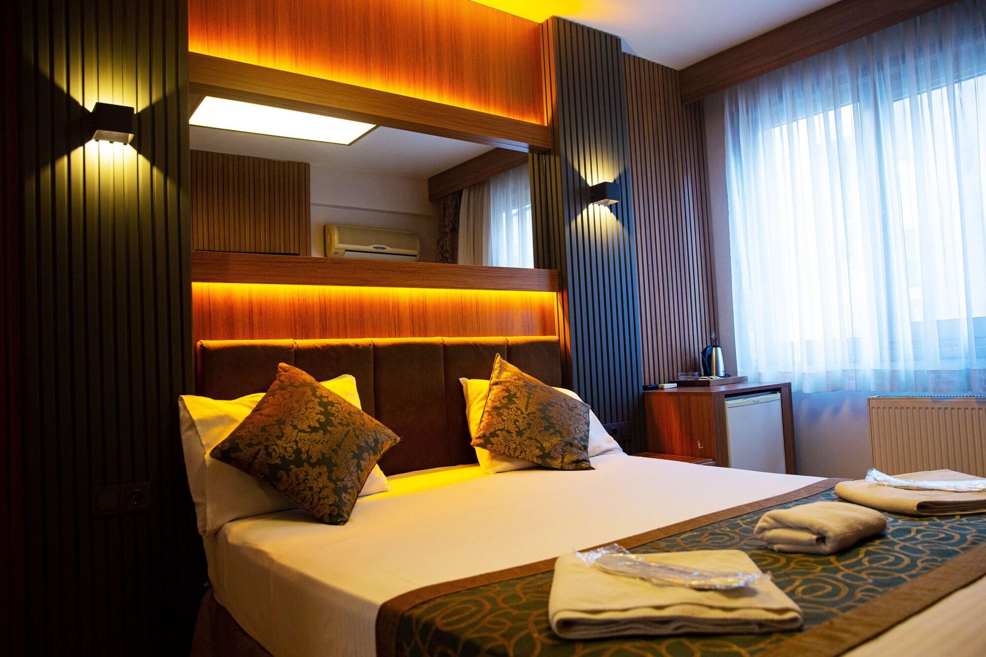 Emirtimes Hotel Kadikoey Istanbul Bagian luar foto