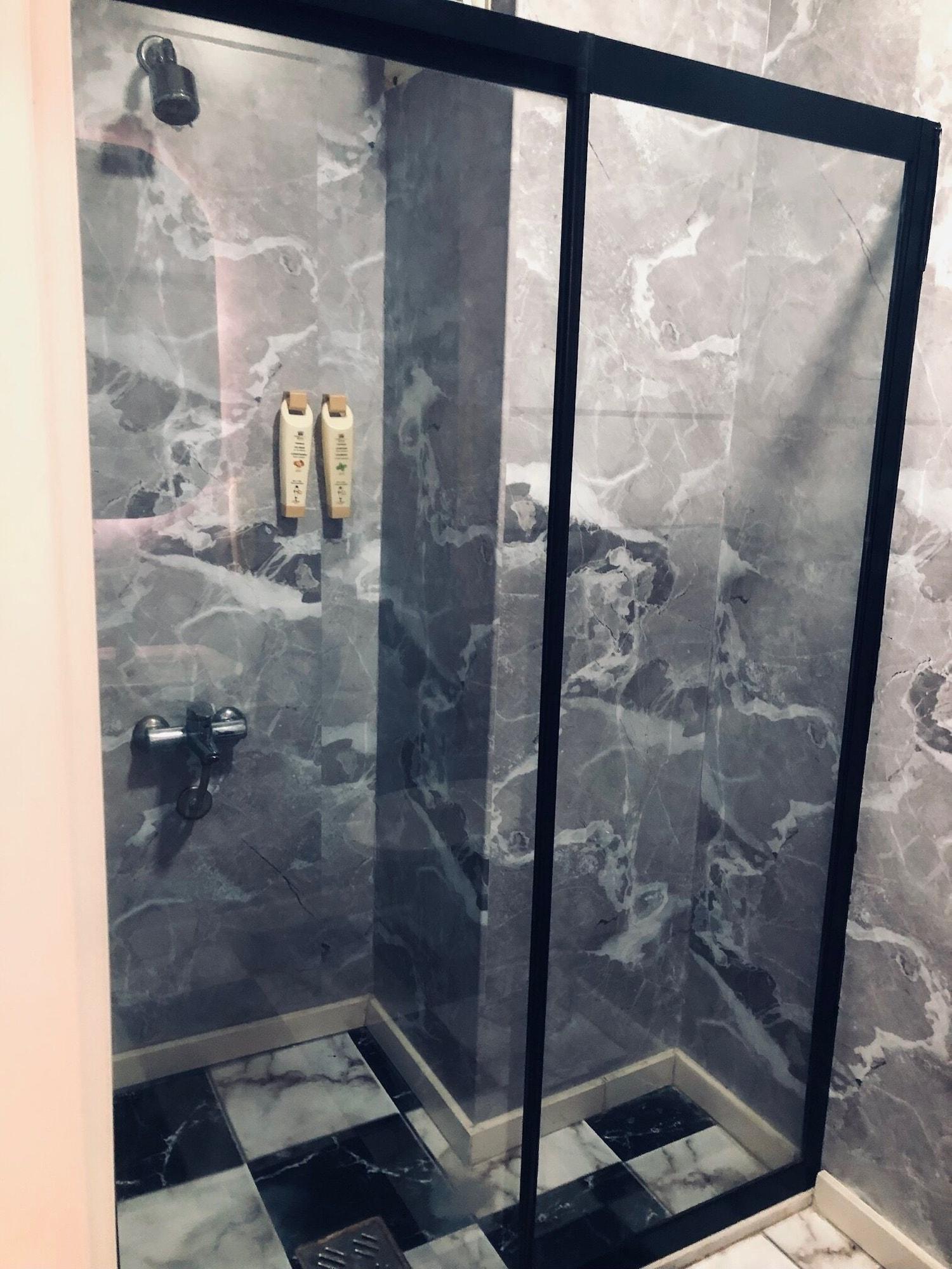Emirtimes Hotel Kadikoey Istanbul Bagian luar foto