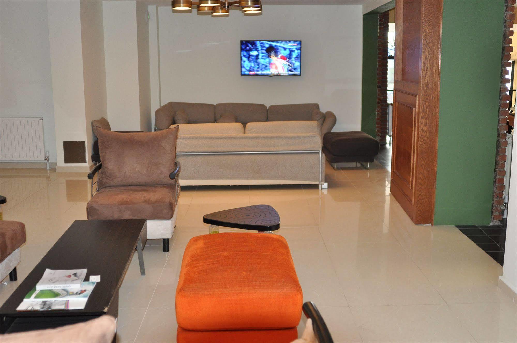 Emirtimes Hotel Kadikoey Istanbul Bagian luar foto